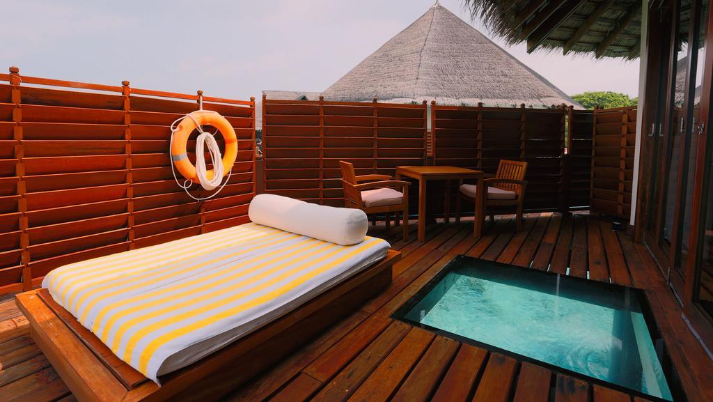 Adaaran Prestige Water Villas Meedhoo  Exterior photo